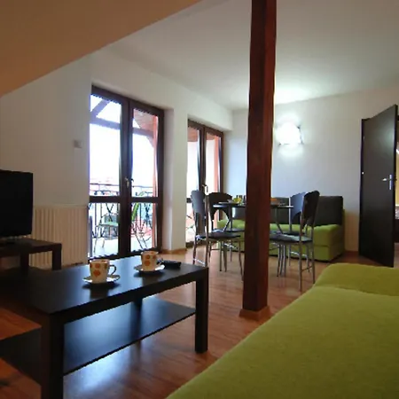 Alloggio in famiglia Aqua *