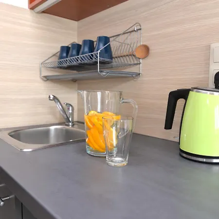 Alloggio in famiglia Aqua *